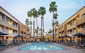 Courtyard Marriott Palm Springs
